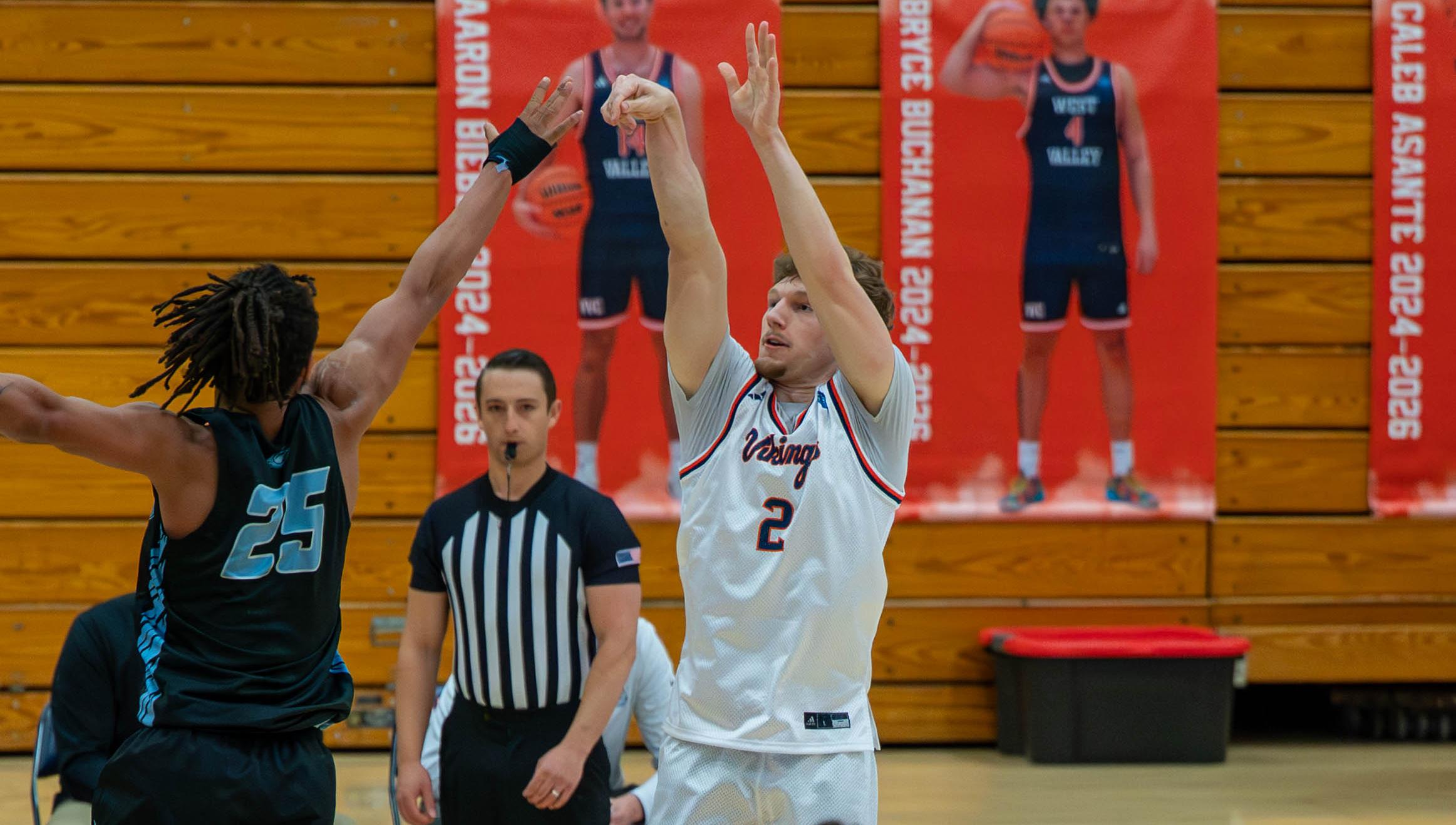 Vikings rout San Mateo to reach Regional Final